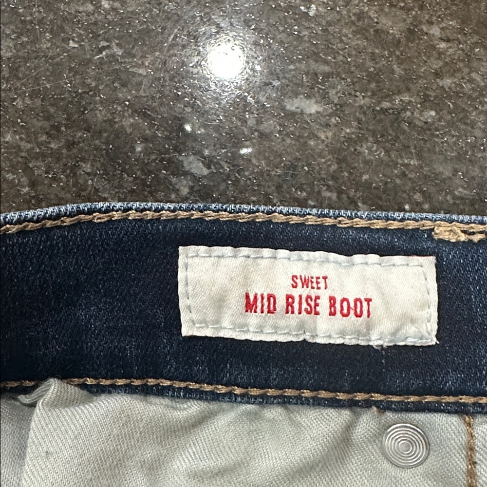 Lucky Brand jeans. - Picture 4 of 5